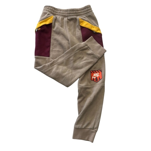 Nike and Under Armour 7 Piece Boys Bundle S 5-6 - Picture 4 of 6
